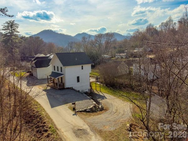 89 Stratford Place, Sylva, NC 28779