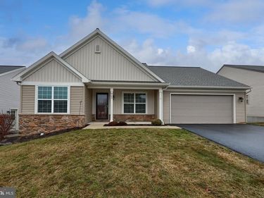 943 SNAPDRAGON CT, LEBANON, PA 17046