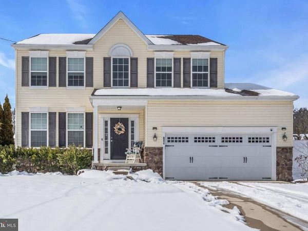 81A N LOCUST AVENUE, MARLTON, NJ 08053