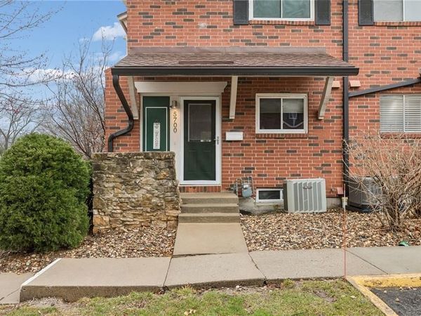 5700 W 97th Street, Overland Park, KS 66207