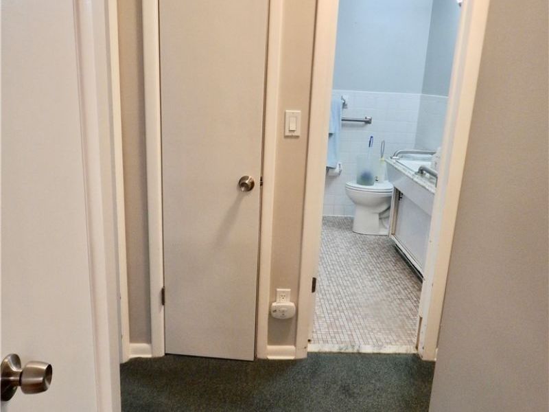 25320 Country Club Boulevard, Unit 17, North Olmsted, OH 44070 Photo 23