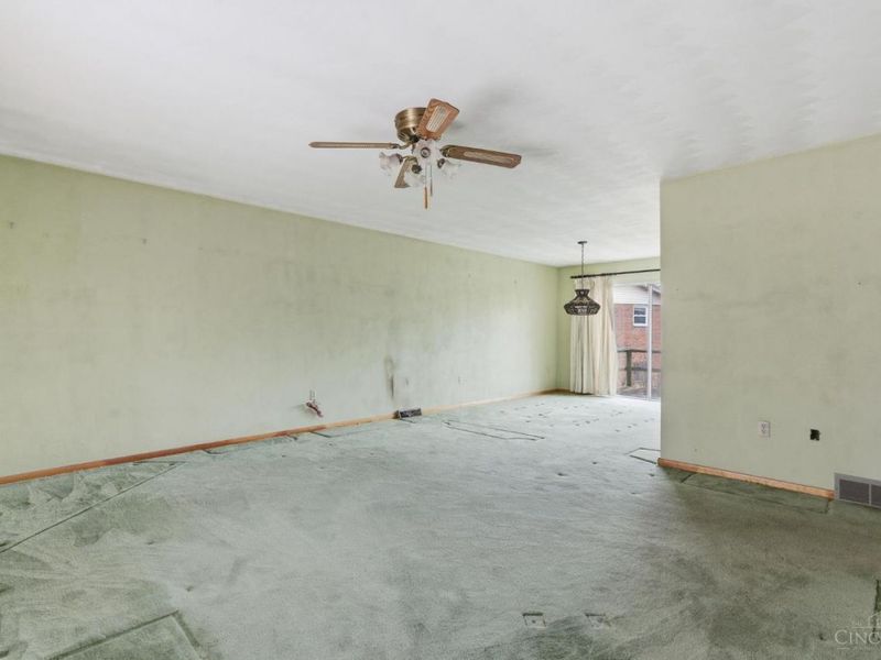 1021 Bermuda Drive, Miamisburg, OH 45342 Photo 3