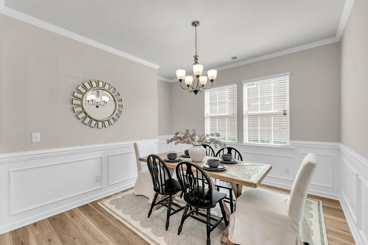 370 Bradley Bend Drive Photo 16