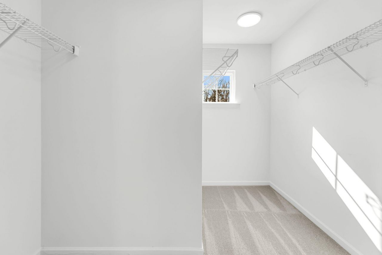 370 Bradley Bend Drive Photo 24