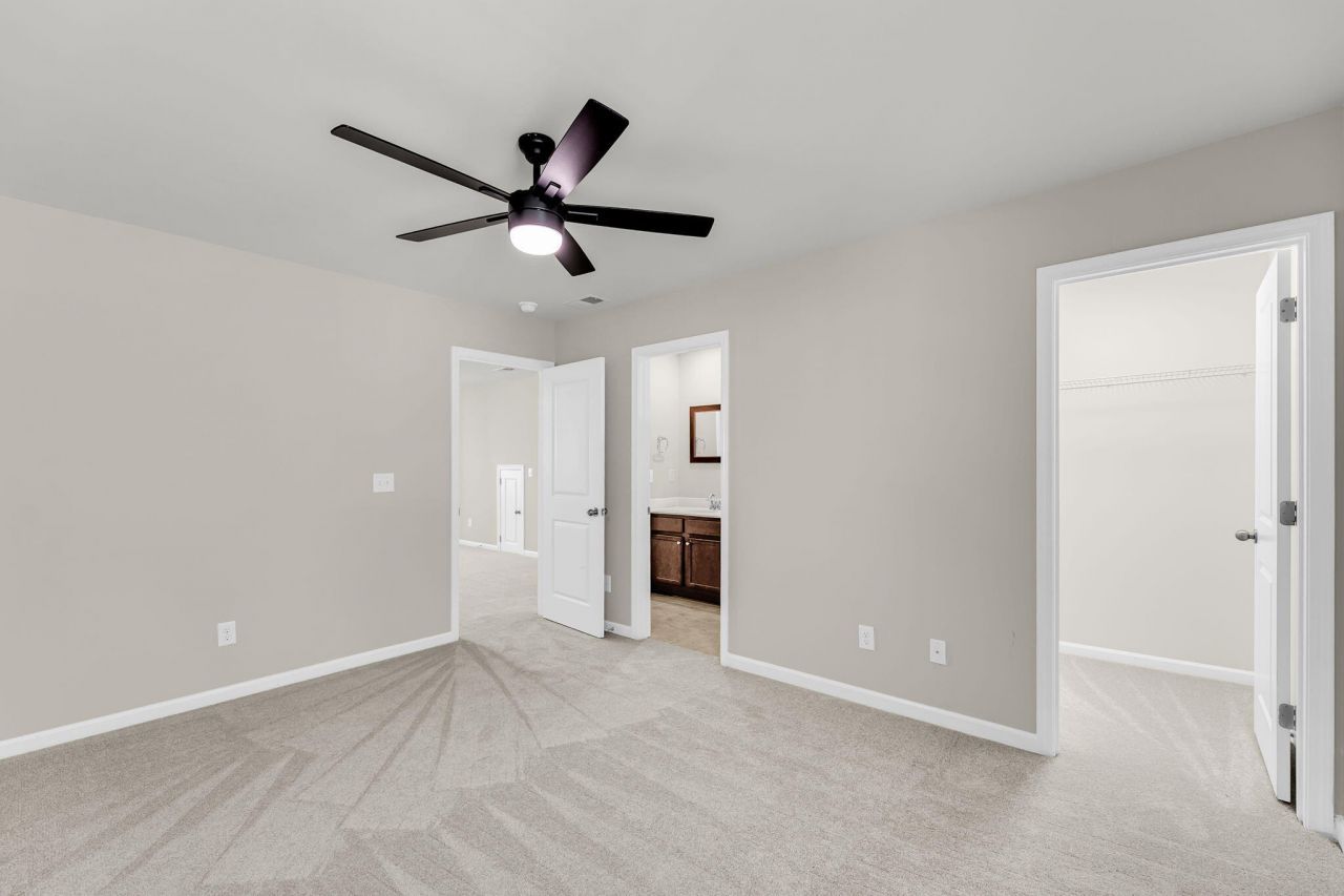 370 Bradley Bend Drive Photo 25