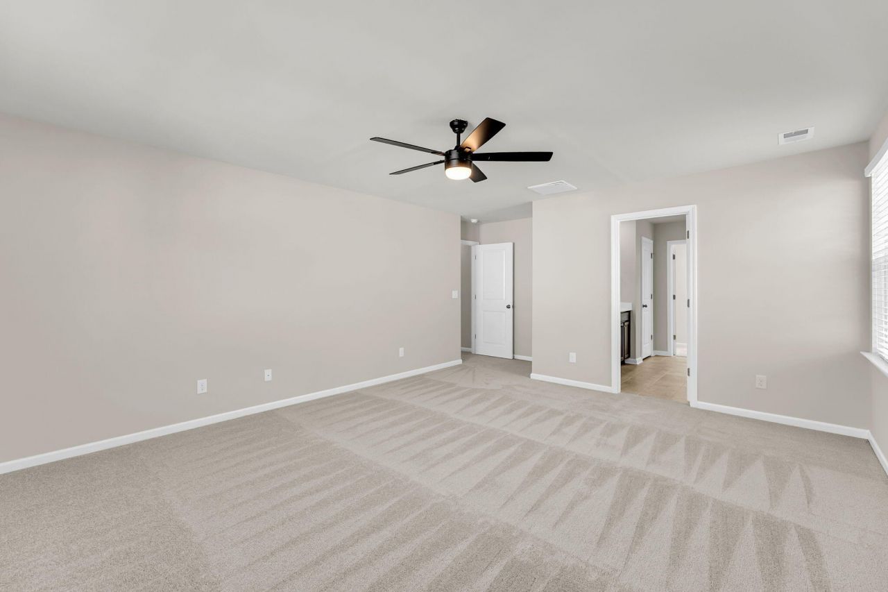 370 Bradley Bend Drive Photo 31