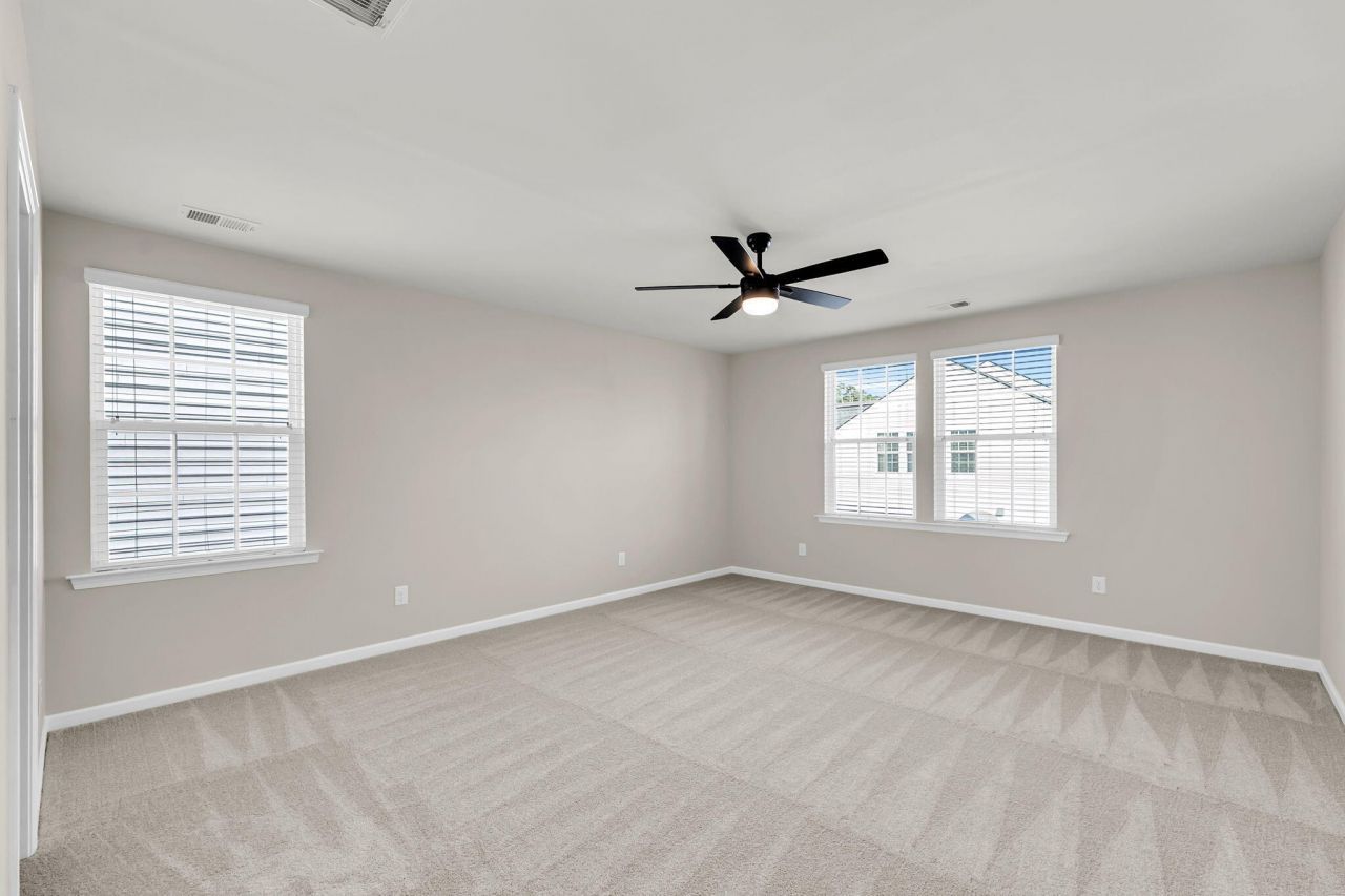 370 Bradley Bend Drive Photo 38