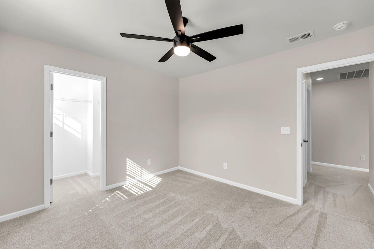 370 Bradley Bend Drive Photo 40