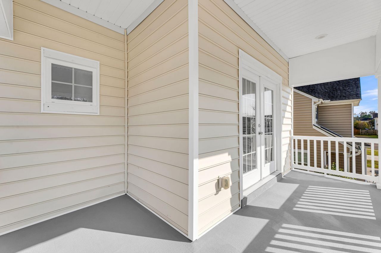 370 Bradley Bend Drive Photo 45