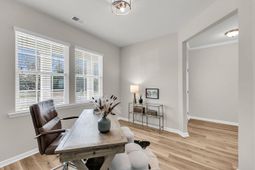 370 Bradley Bend Drive photo 4