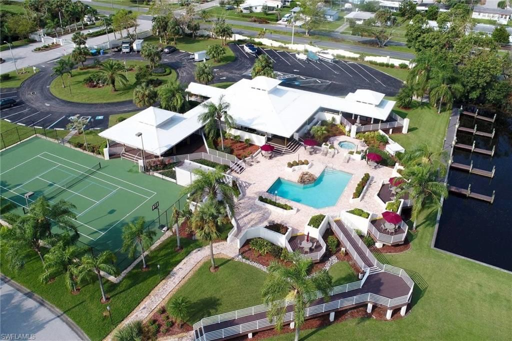 9262 Palm Island Cir , North Fort Myers, FL 33903 Photo