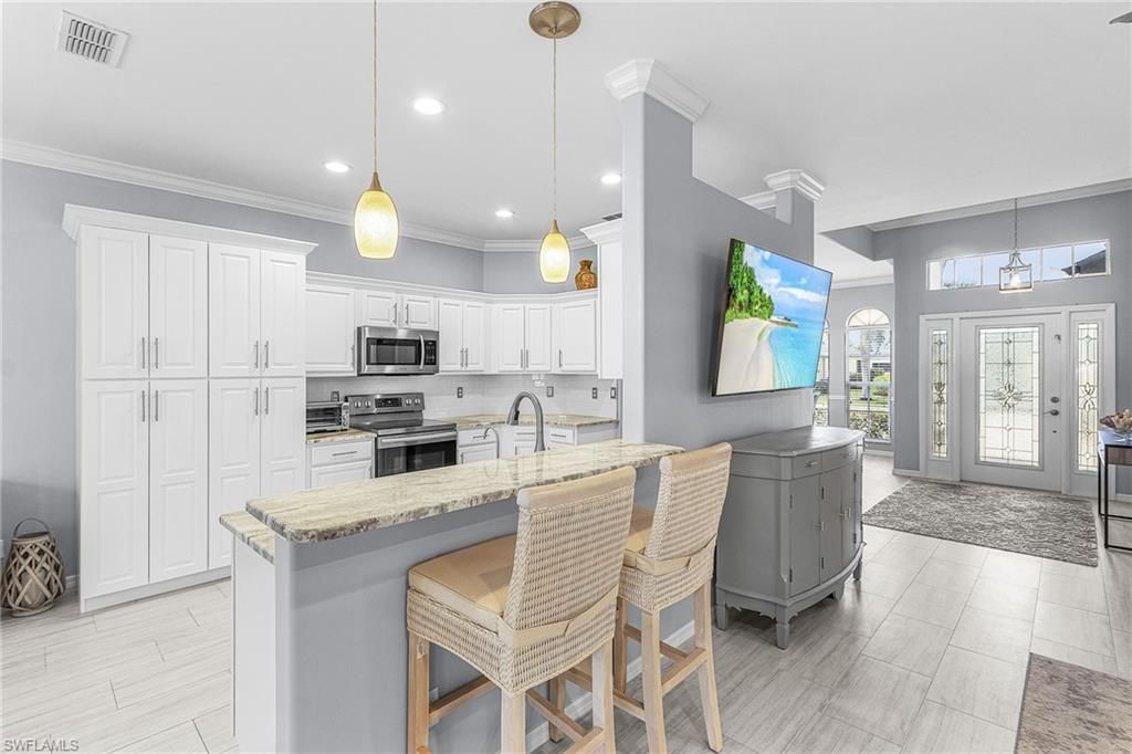 9262 Palm Island Cir , North Fort Myers, FL 33903 Photo