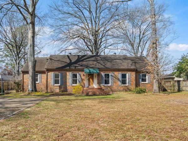 353 COLONIAL RD, Memphis, TN 38117