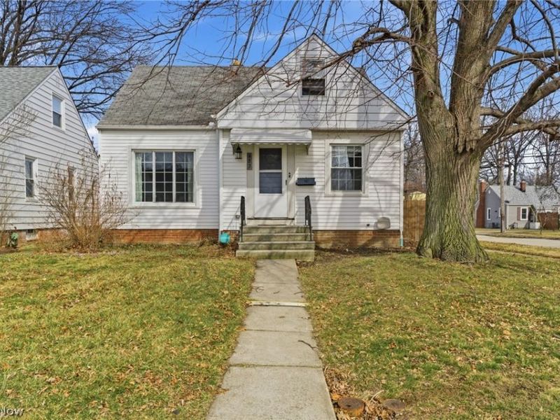 483 E 330th Street, Willowick, OH 44095 Photo 22