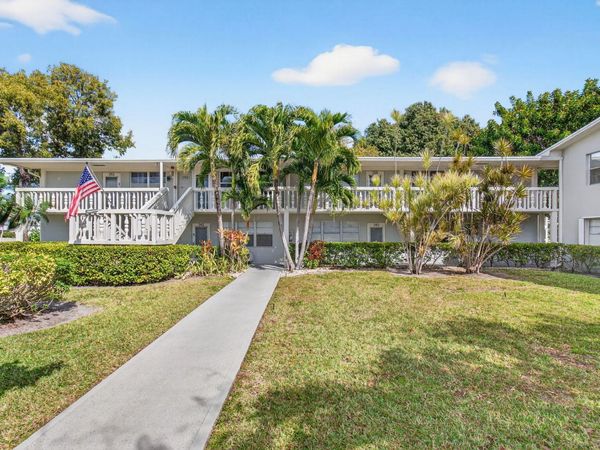 247 Ventnor R, Deerfield Beach, FL 33442