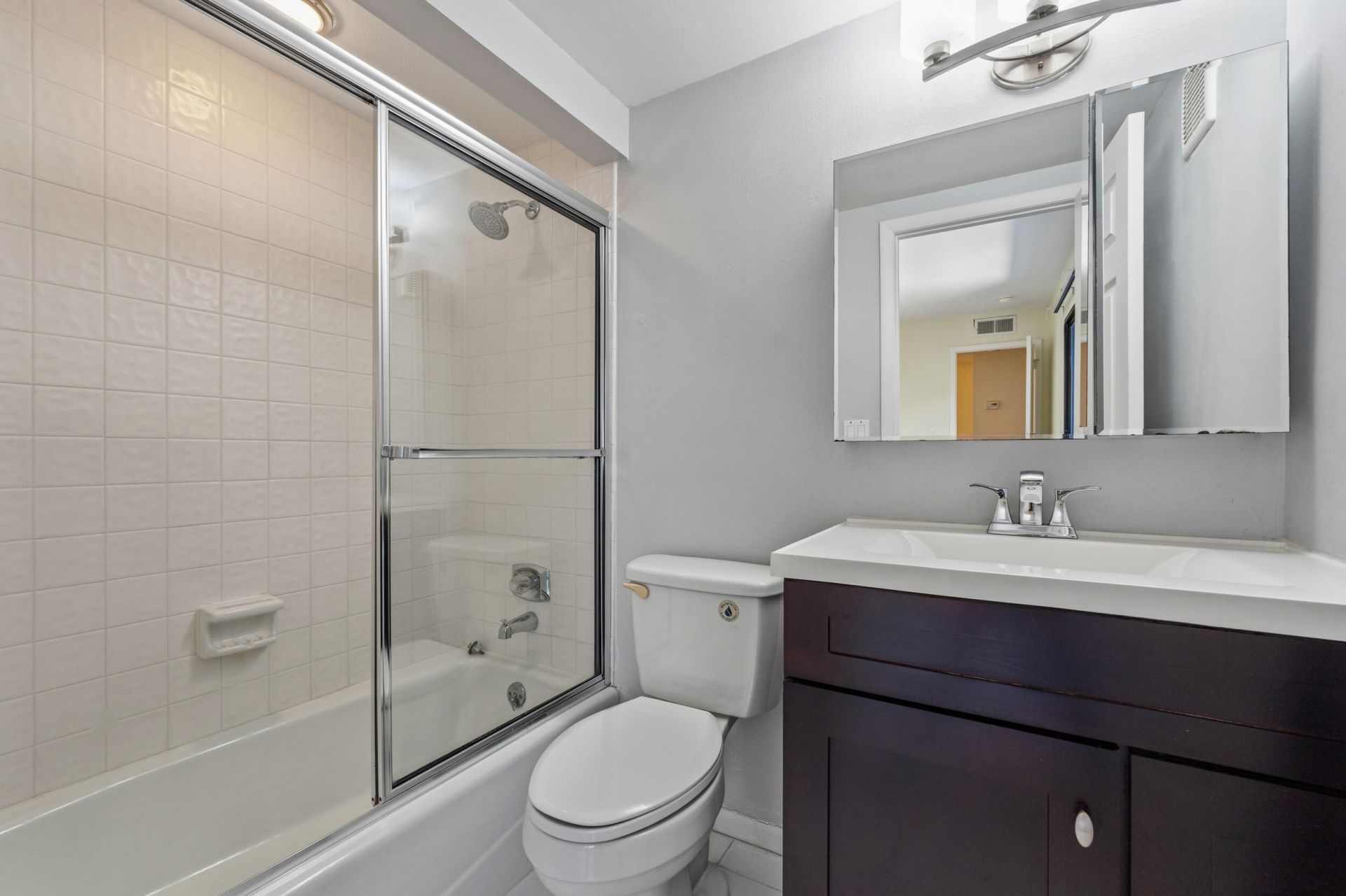 3852 SE Jefferson Street, Stuart, FL 34997 Photo