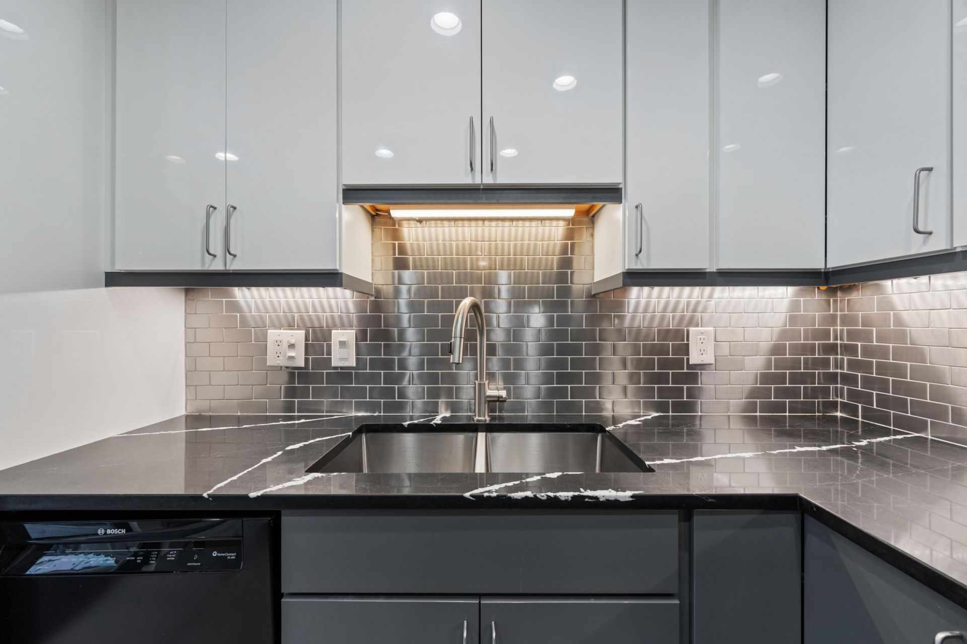 3852 SE Jefferson Street, Stuart, FL 34997 Photo