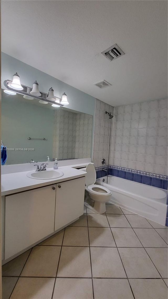 3500 Coral Way, Unit 606, Miami, FL 33145 Photo