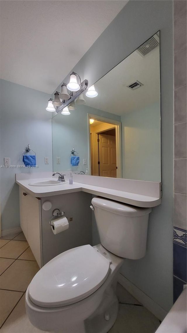 3500 Coral Way, Unit 606, Miami, FL 33145 Photo
