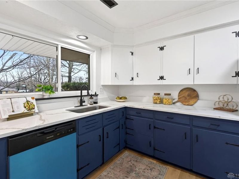 1697 Countryside Drive, Beavercreek, OH 45432 Photo 19