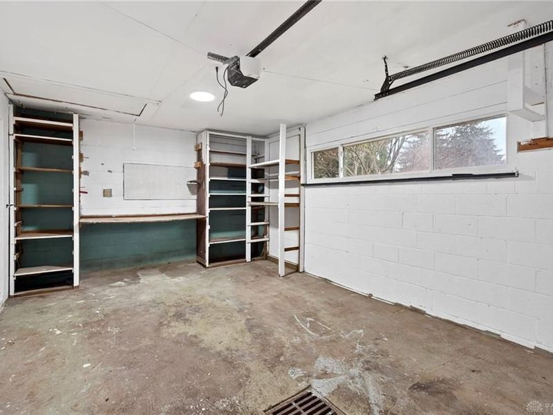 1697 Countryside Drive, Beavercreek, OH 45432 Photo 38