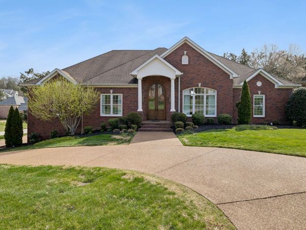 301 Fountainbrooke Dr, Brentwood, TN 37027