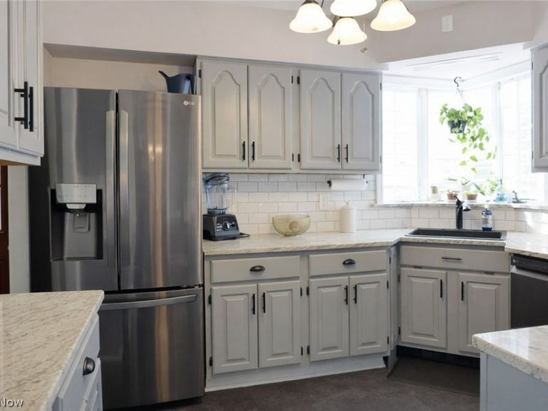 6808 Southington Drive, Parma, OH 44129 Photo 12