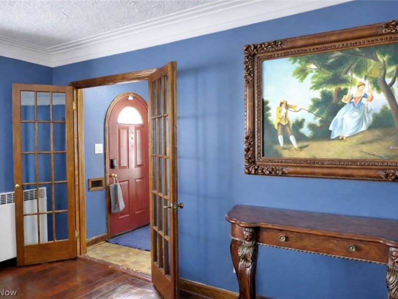 6808 Southington Drive, Parma, OH 44129 Photo 4