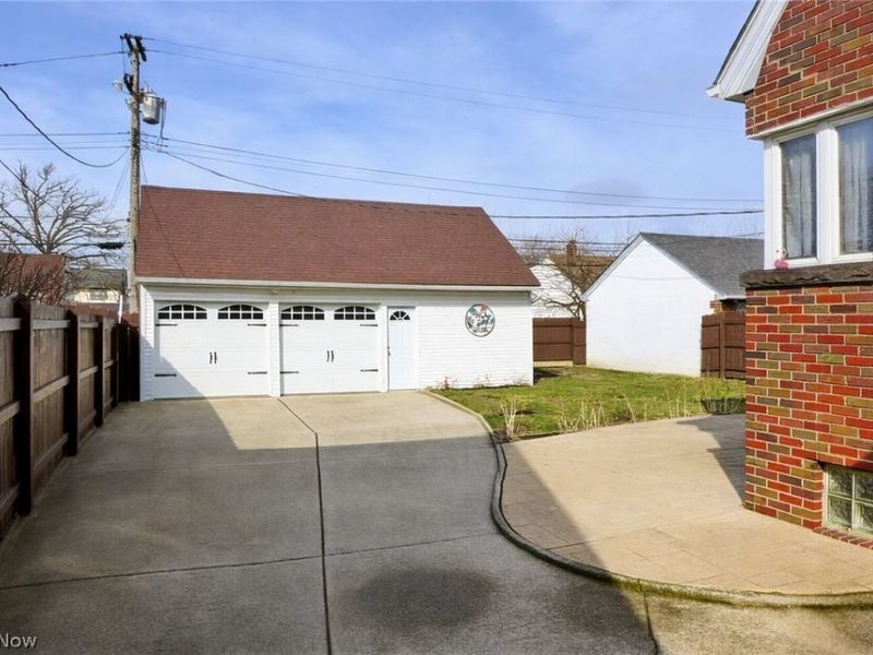 6808 Southington Drive, Parma, OH 44129 Photo 44