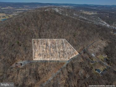 10 SUNRISE TRAIL, FAIRFIELD, PA 17320