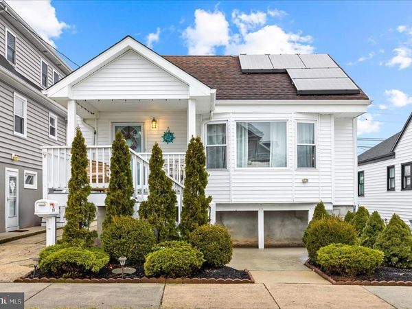 208 N LANCASTER AVENUE, MARGATE CITY, NJ 08402