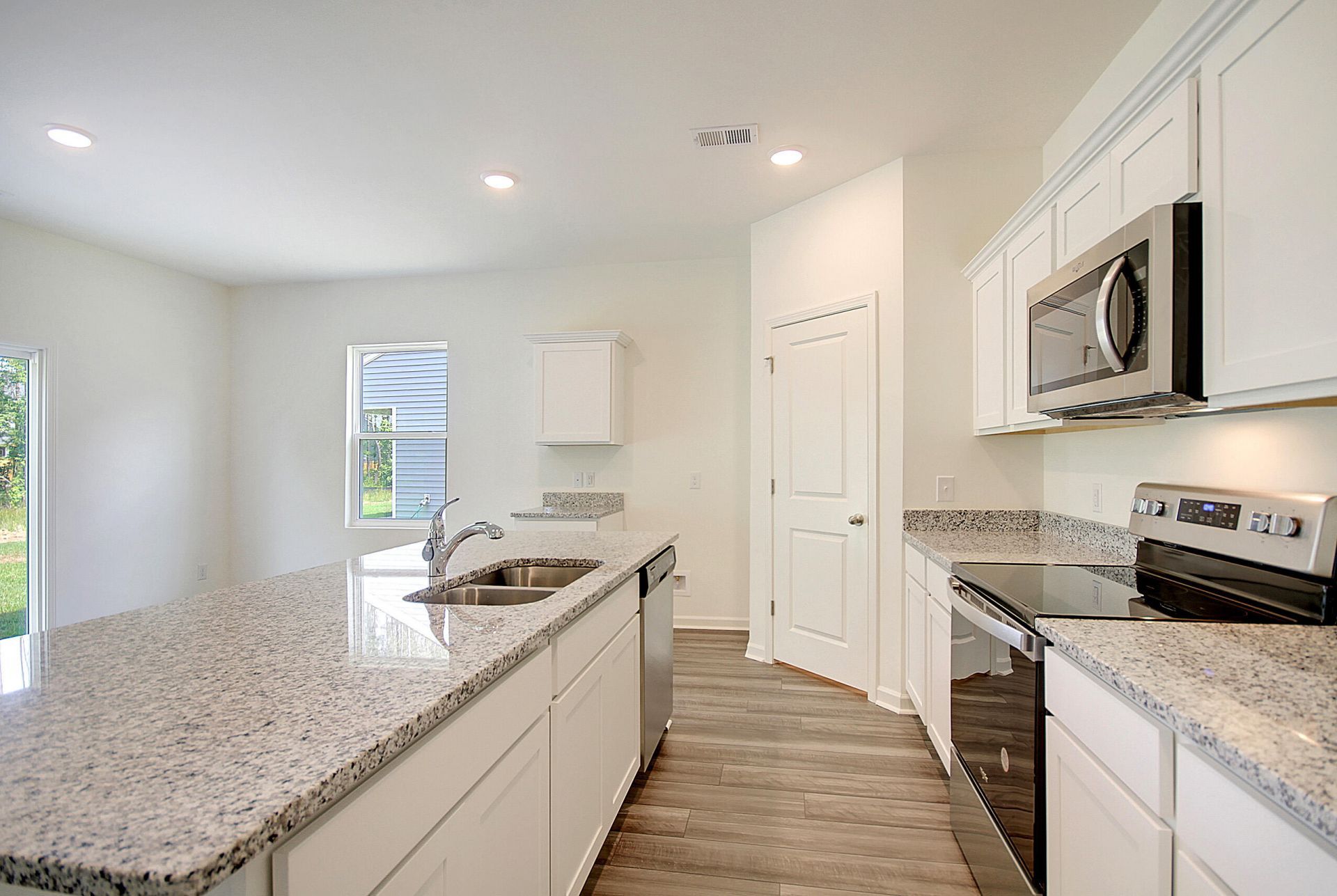 4479 Ocean Farm Drive Photo 8