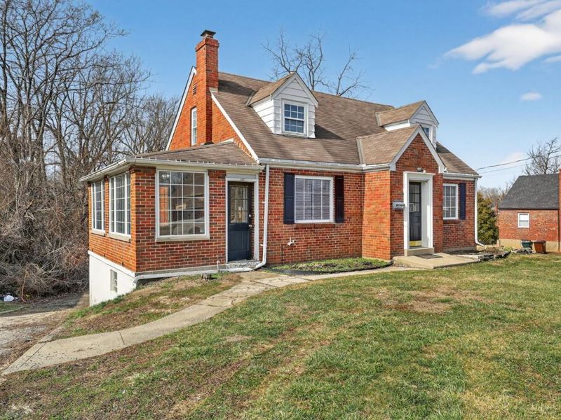 6621 Winton Road, Springfield Twp., OH 45224 Photo 2