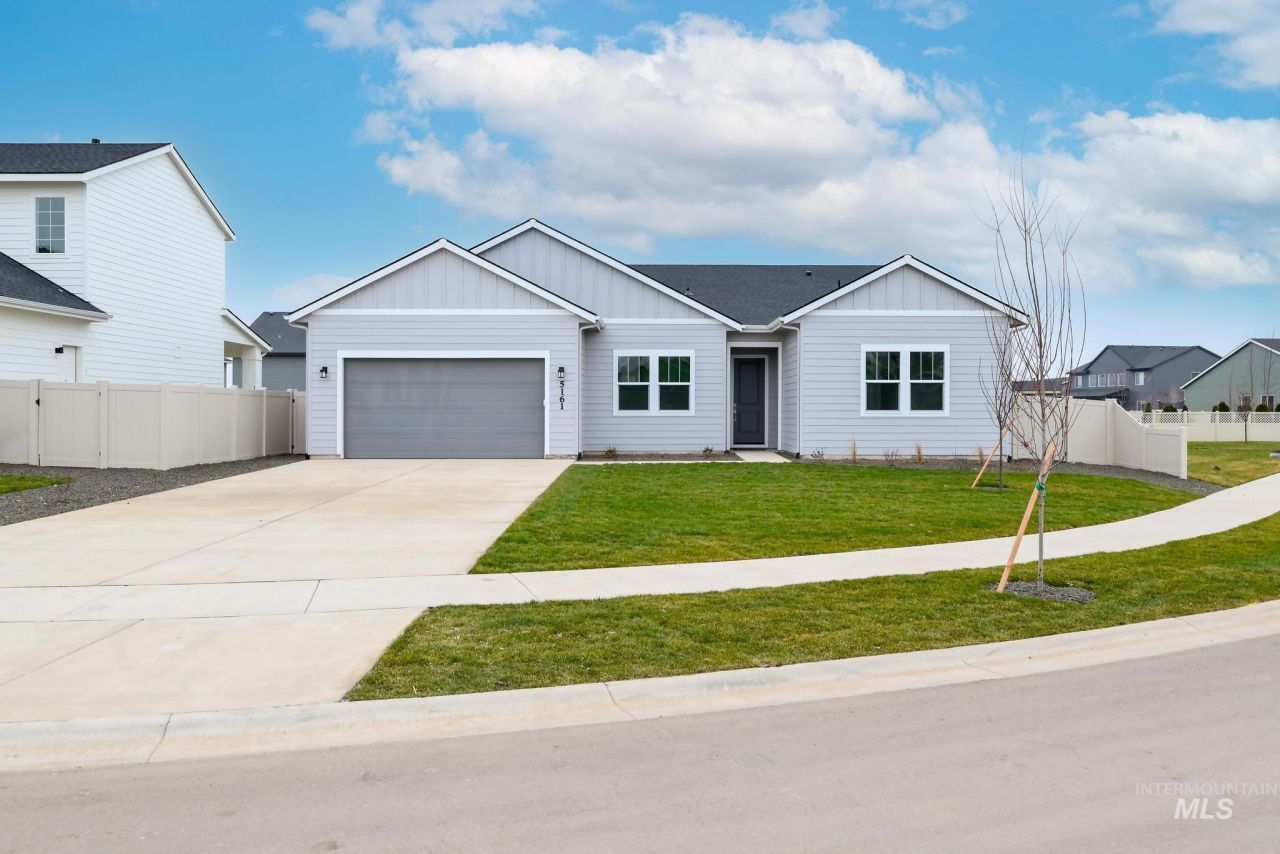 5161 W River Oaks Dr, Meridian, ID 83646 Main Photo
