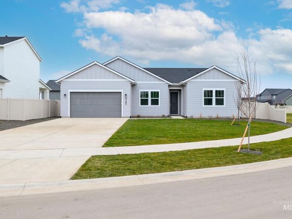 5161 W River Oaks Dr, Meridian, ID 83646