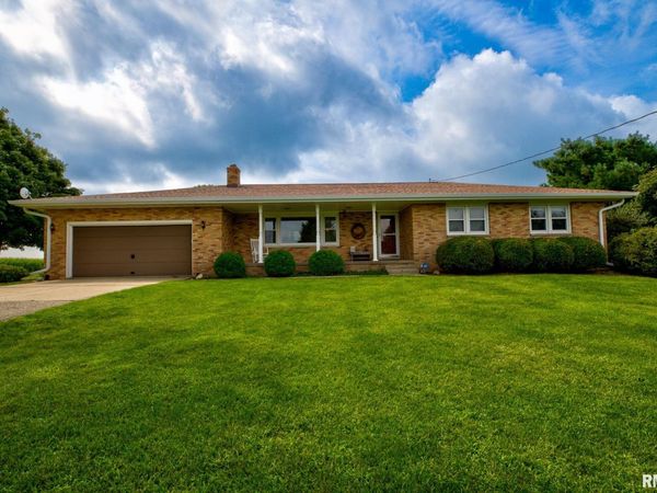 7320 W AKRON Road, Princeville, IL 61559