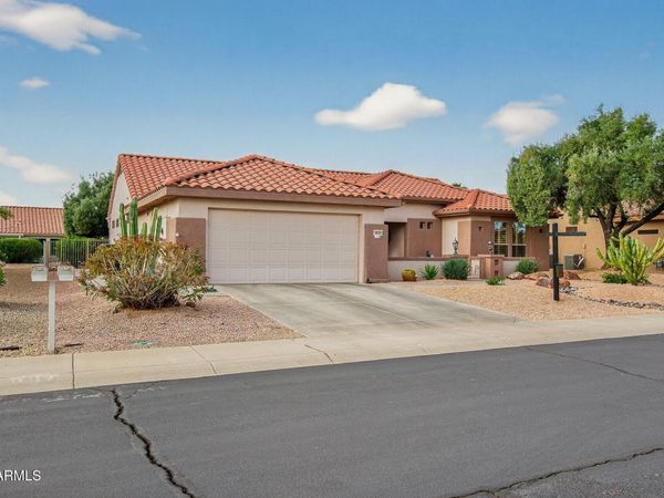16021 W SILVER BREEZE Drive, Surprise, AZ 85374