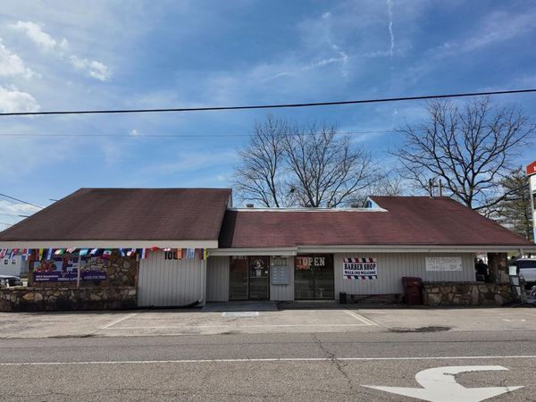 1001 North Roan Street, Johnson City, TN 37601