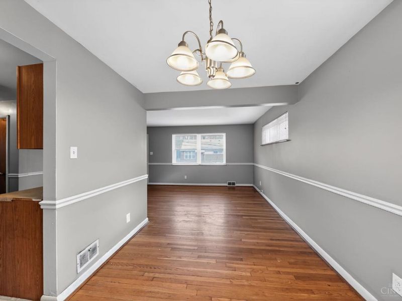 1702 Ashbrook Drive, Cincinnati, OH 45238 Photo 14