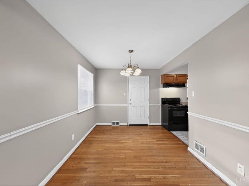 1702 Ashbrook Drive, Cincinnati, OH 45238 Photo 15