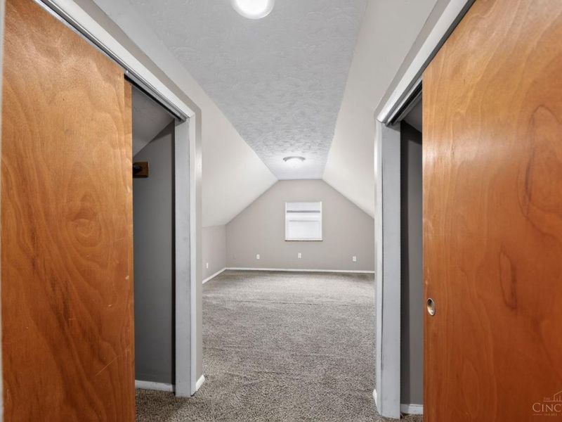 1702 Ashbrook Drive, Cincinnati, OH 45238 Photo 21