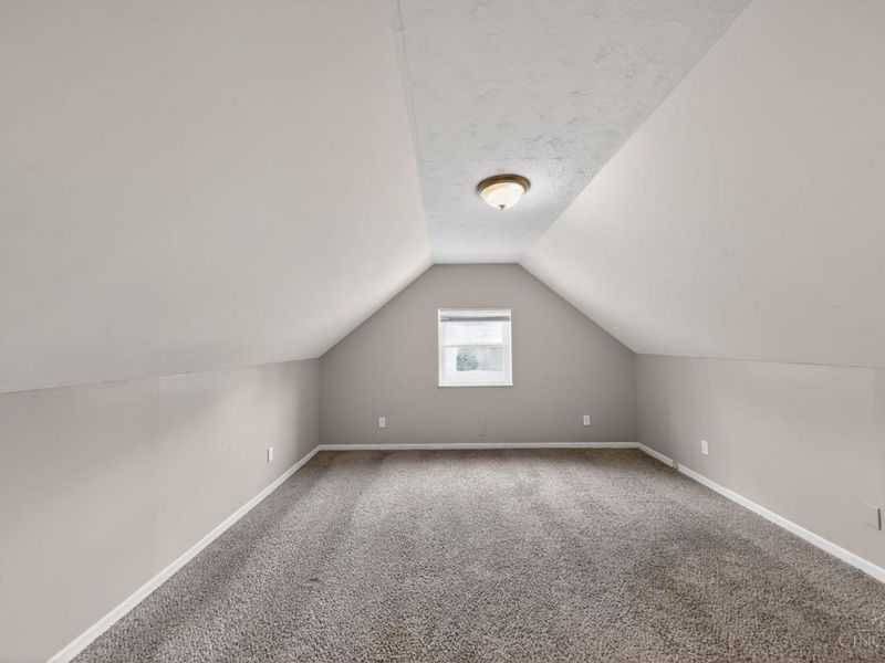 1702 Ashbrook Drive, Cincinnati, OH 45238 Photo 23