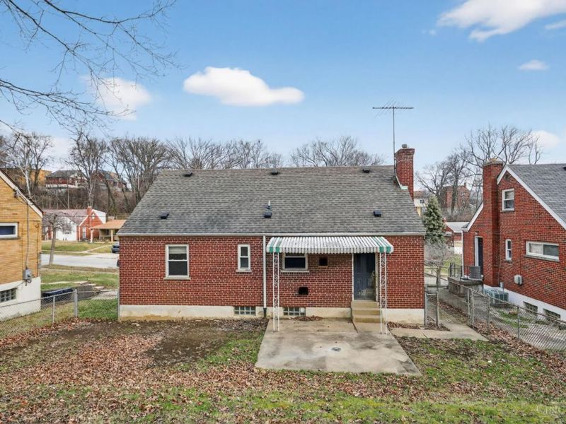 1702 Ashbrook Drive, Cincinnati, OH 45238 Photo 27