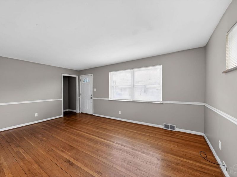 1702 Ashbrook Drive, Cincinnati, OH 45238 Photo 8