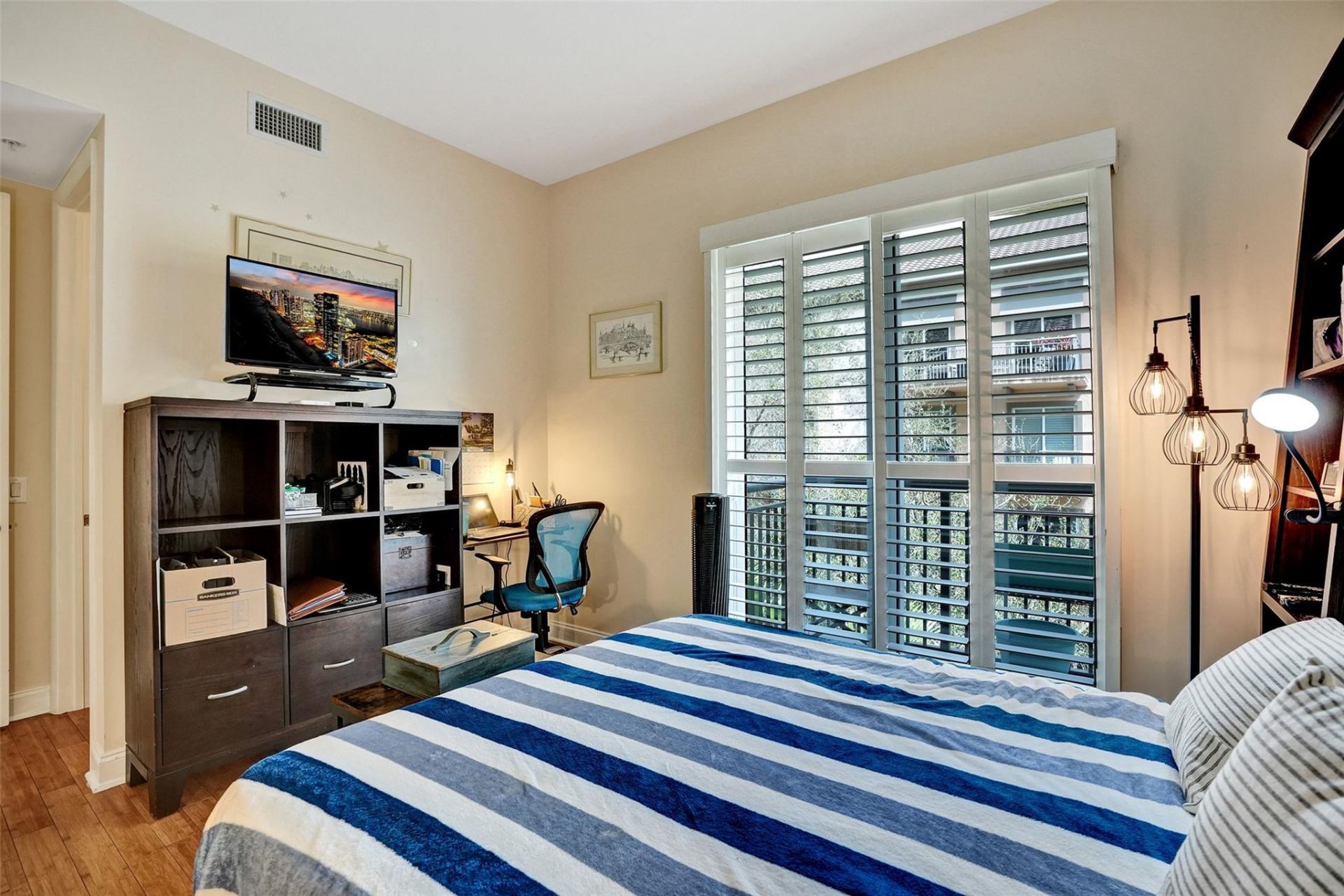 2617 NE 14th Ave, Unit 402, Wilton Manors, FL 33334 Photo