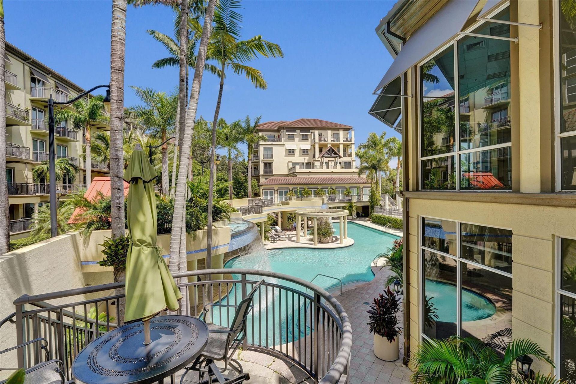 2617 NE 14th Ave, Unit 402, Wilton Manors, FL 33334 Photo