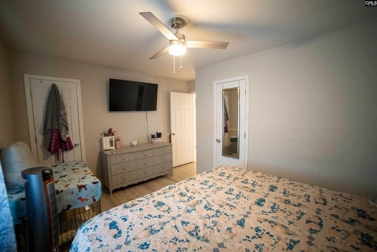 104 Howard Street Photo 13