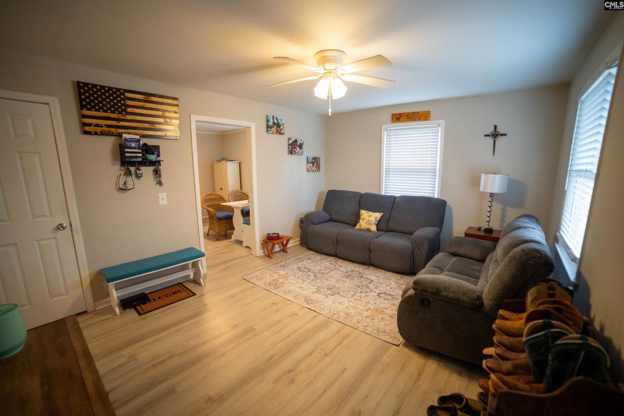 104 Howard Street Photo 5