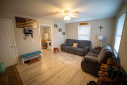 104 Howard Street photo 4