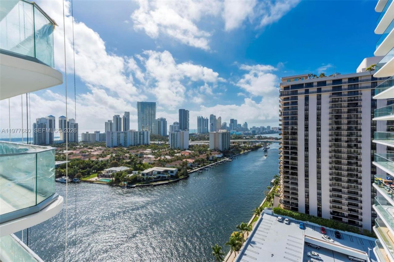 19707 Turnberry Way , Unit 22G, Aventura, FL 33180 Photo